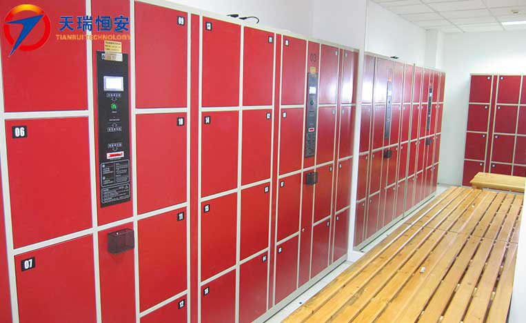 自助寄存柜