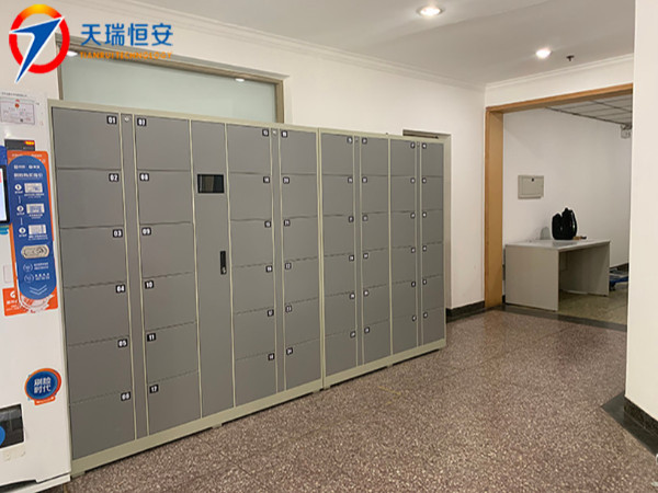 安卓觸控型智能流轉(zhuǎn)柜