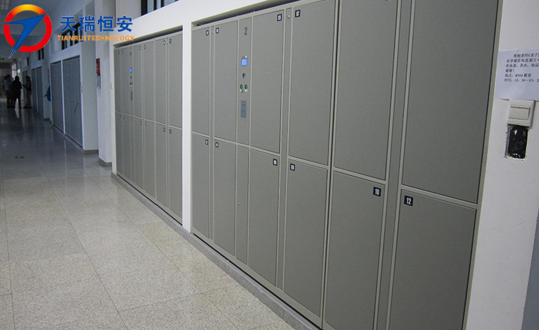 自動(dòng)儲(chǔ)物柜