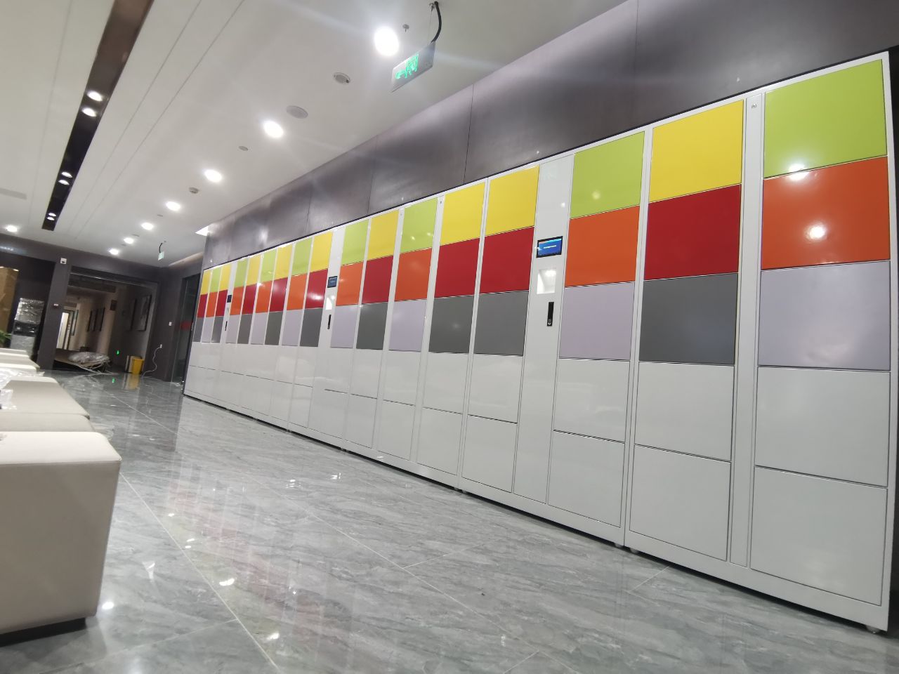 智能存包柜實現智能化安全存儲【天瑞恒安】