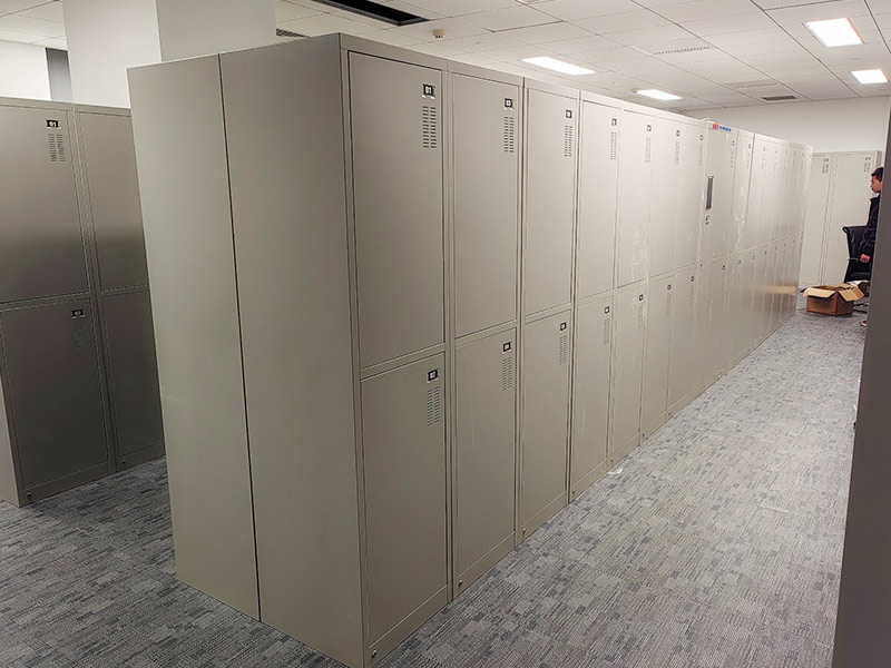 中國南方航空采購人臉識別+二維碼智能儲物柜管理系統(tǒng)