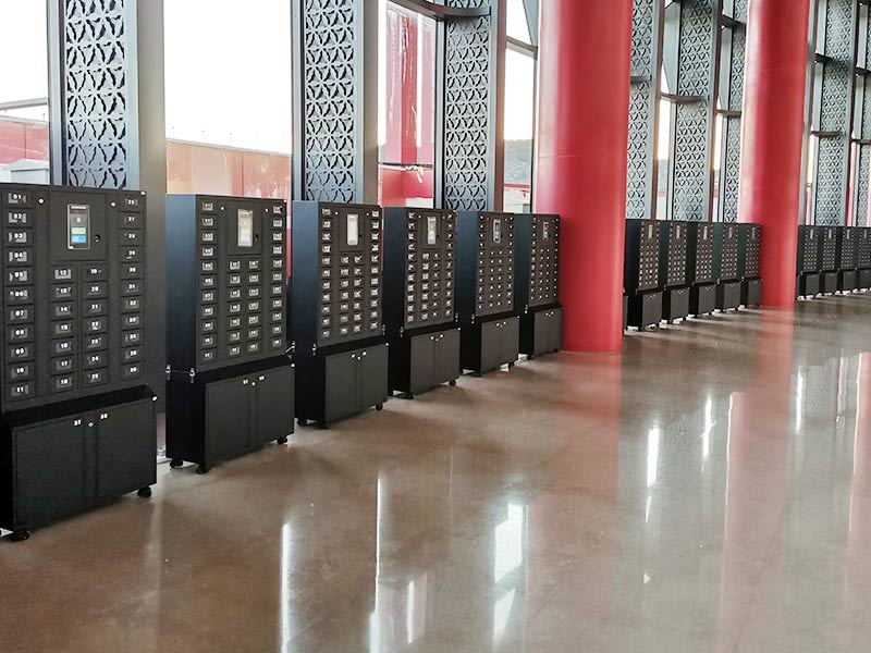 北京雁棲湖國際會展中心采購天瑞恒安人臉識別智能手機柜