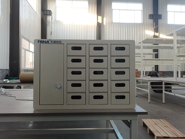 智能手機柜的未來發(fā)展趨勢和市場預測【天瑞恒安】